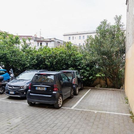 Exclusive Parking Flat X 4 Near Metro 1 Salvator Rosa Apartamento Nápoles Exterior foto